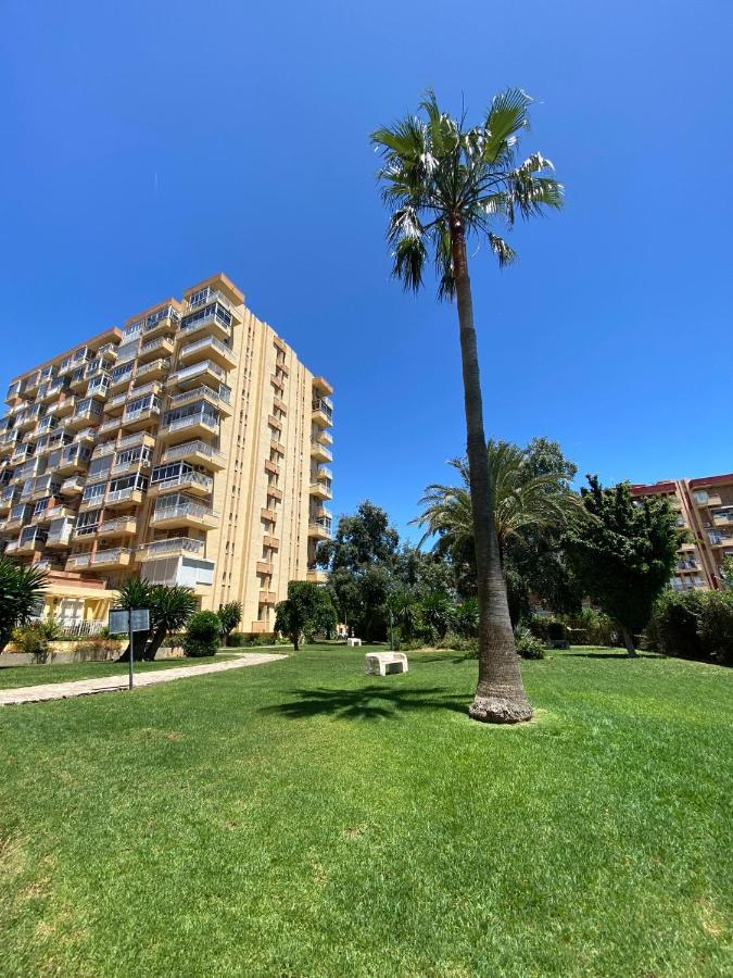 Apt Centrico Con Vistas Y Piscinas Benalmadena Exterior photo