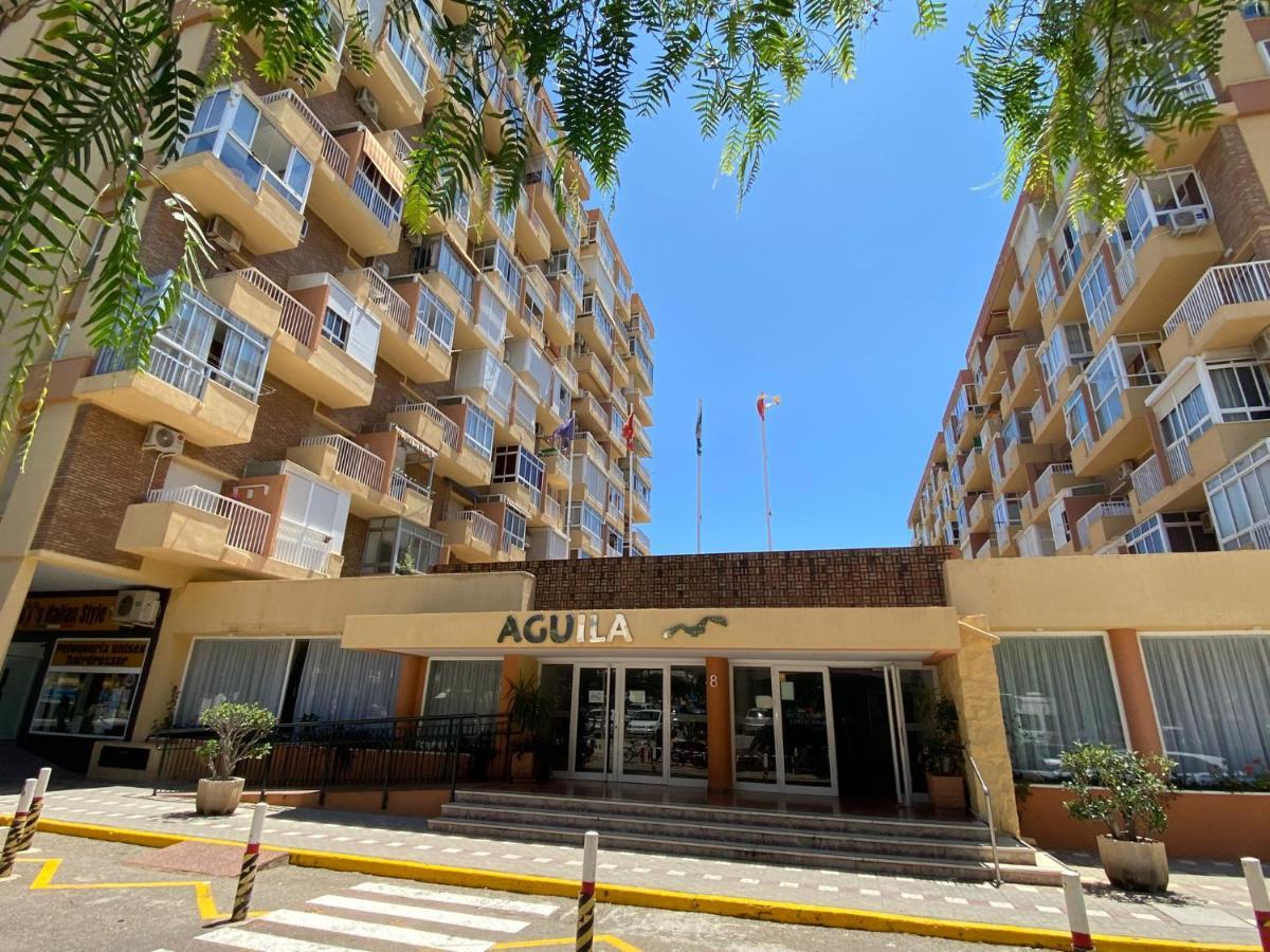Apt Centrico Con Vistas Y Piscinas Benalmadena Exterior photo